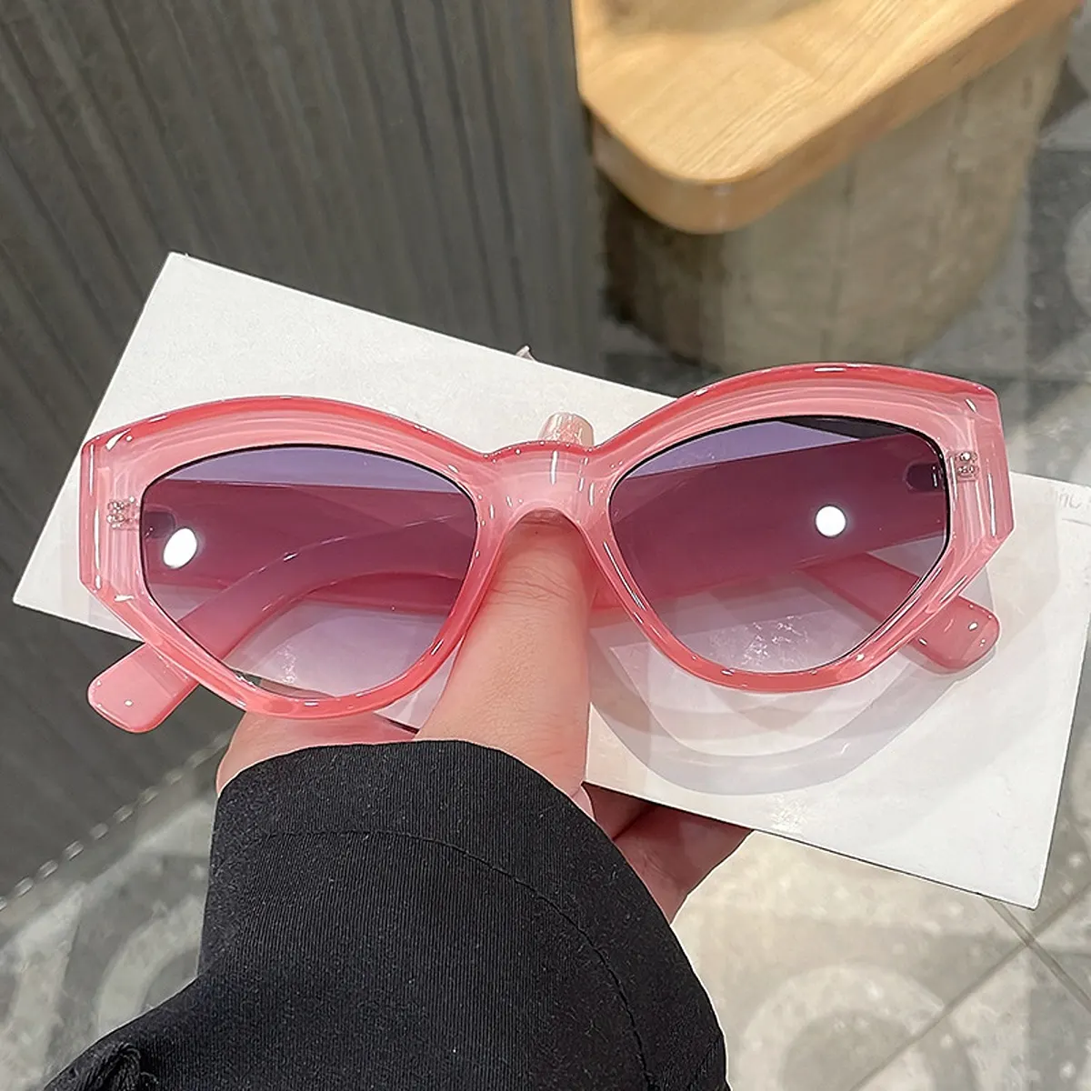 Cat-Eye Sunglasses - Blush Pink
