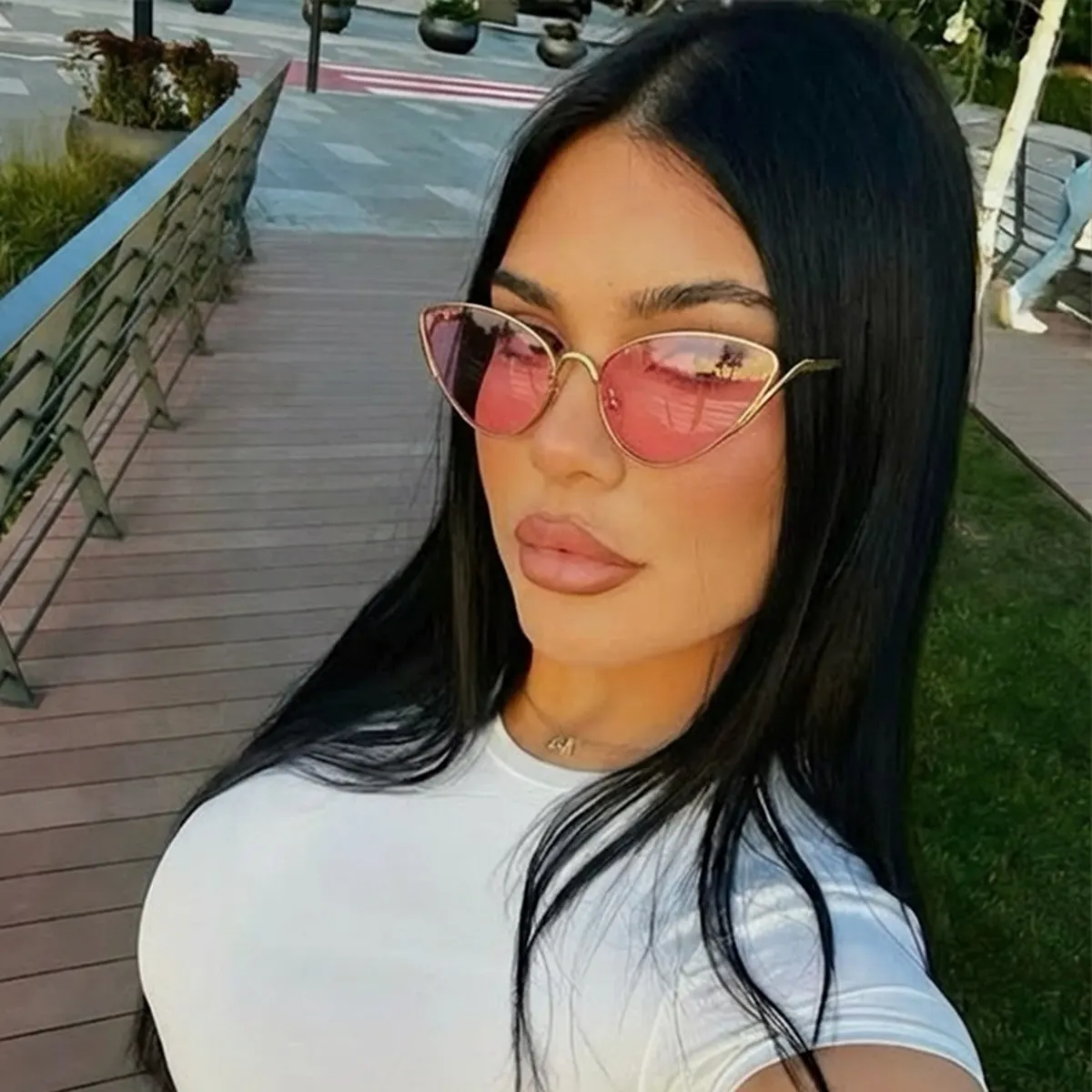 Gold-Rimmed Cat-Eye Sunglasses - Blush Pink