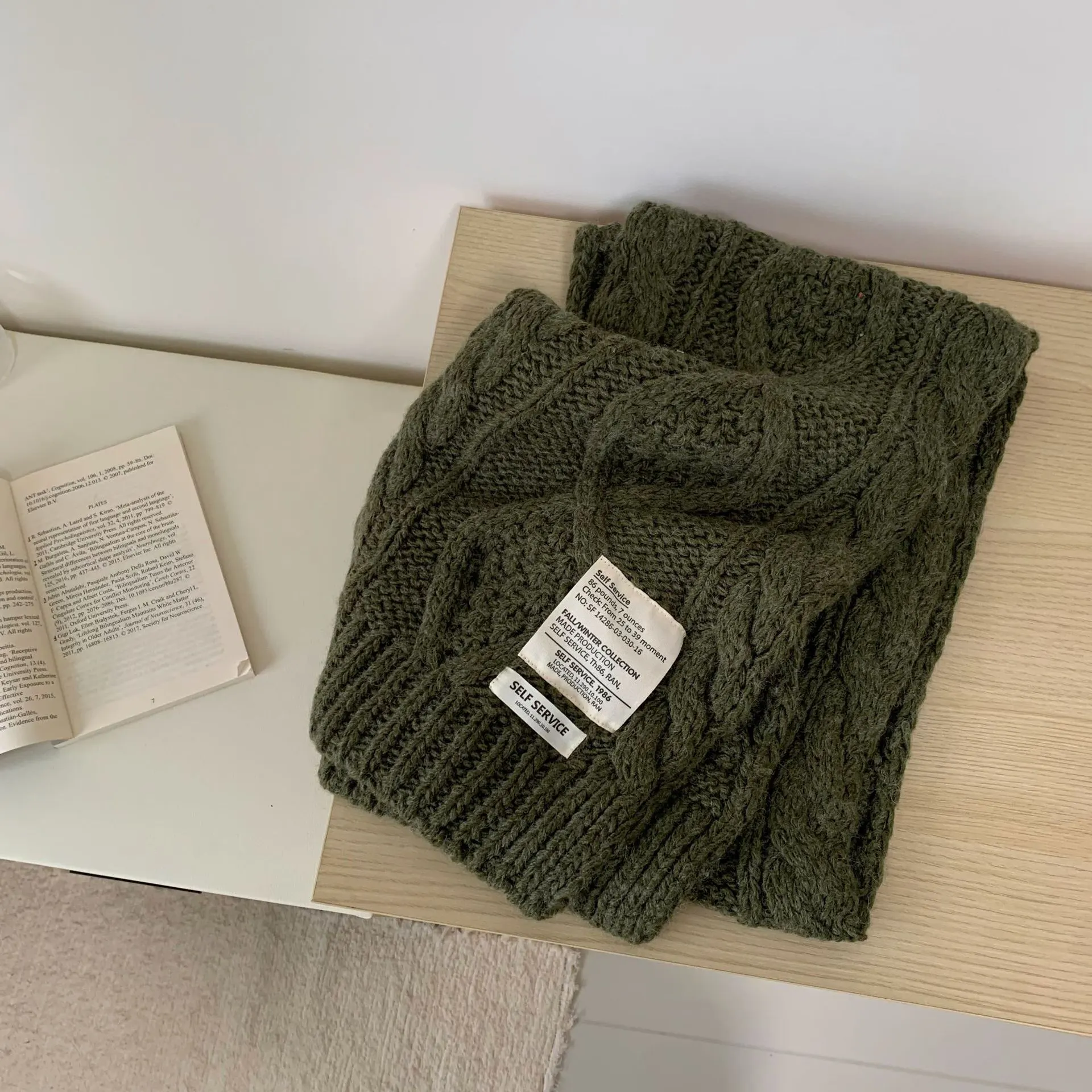 Chunky Cable Knit Scarf - Black Forest