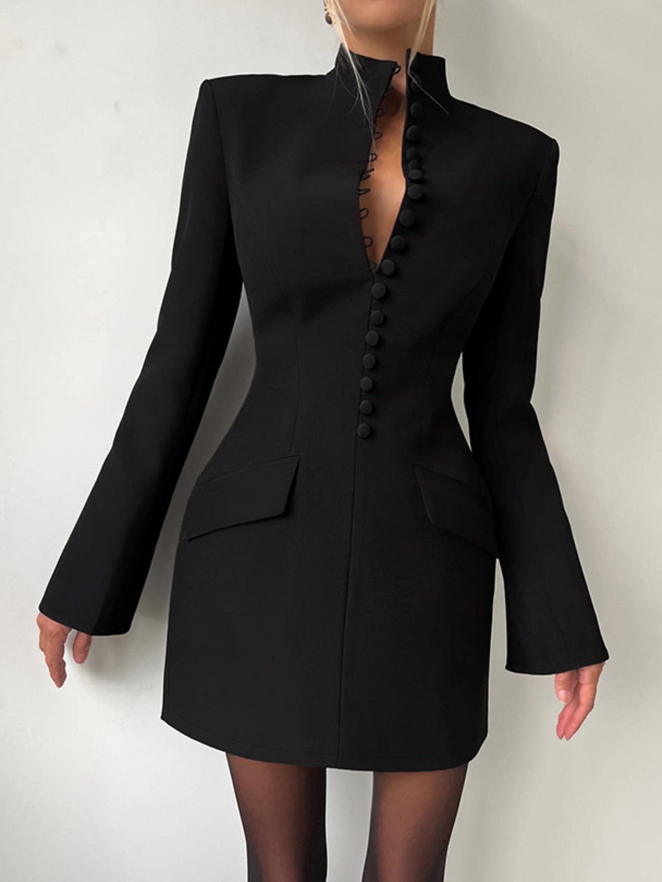 97ef2b133bbd44e2b27fff693897f74b-Max